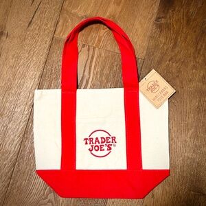 TRADER JOE'S Limited Edition Mini Canvas Tote Bag / Purse  ☆ RED ☆